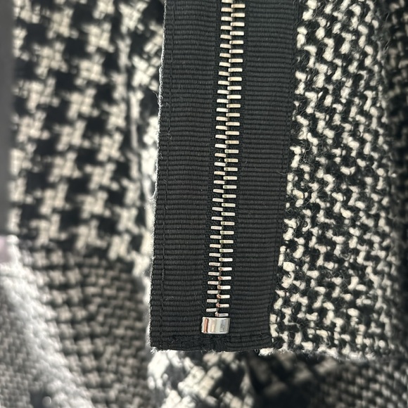 Riani wool blend cropped jacket size 10 - Picture 6 of 16